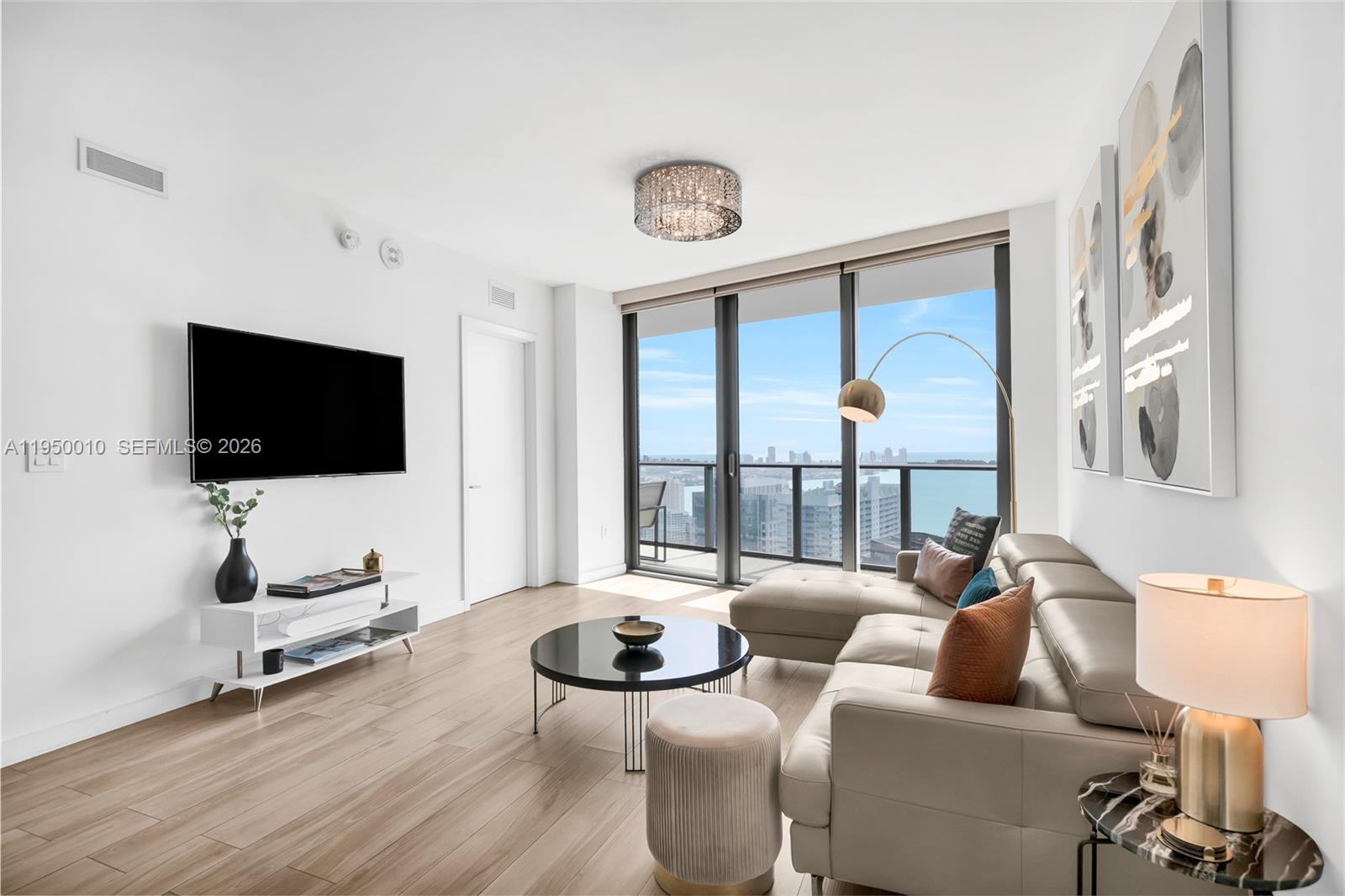 1300 S Miami Ave 4402