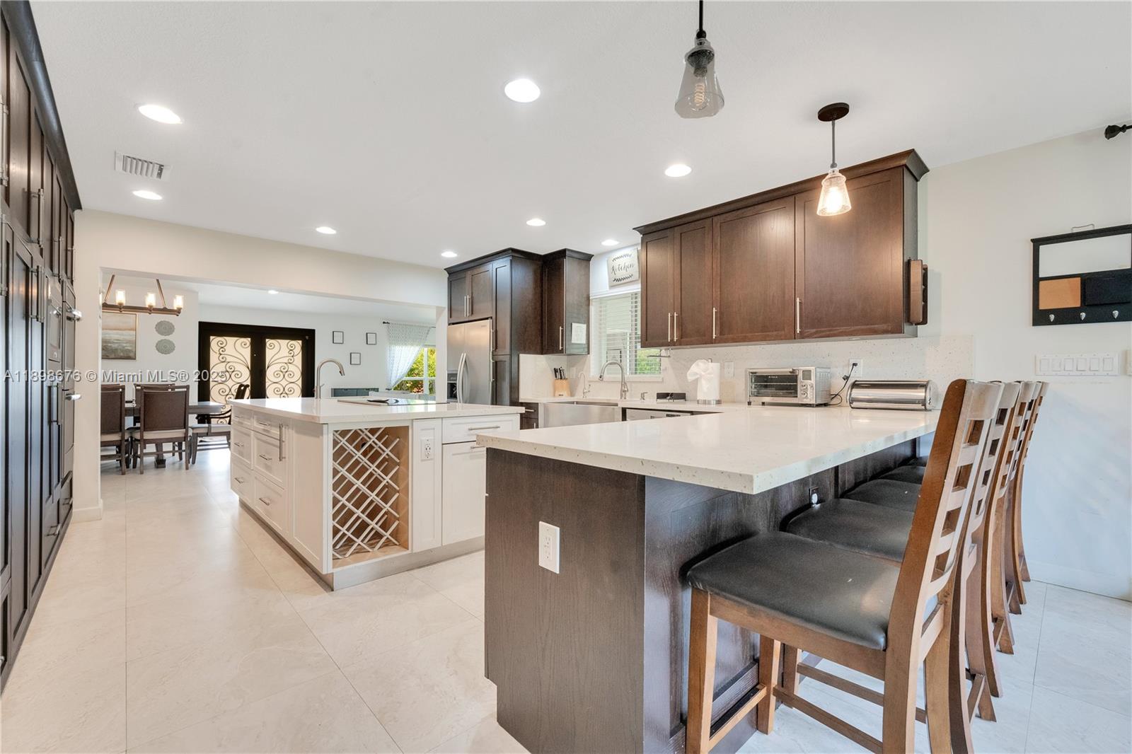 KINGS GROVE - Residential Lease