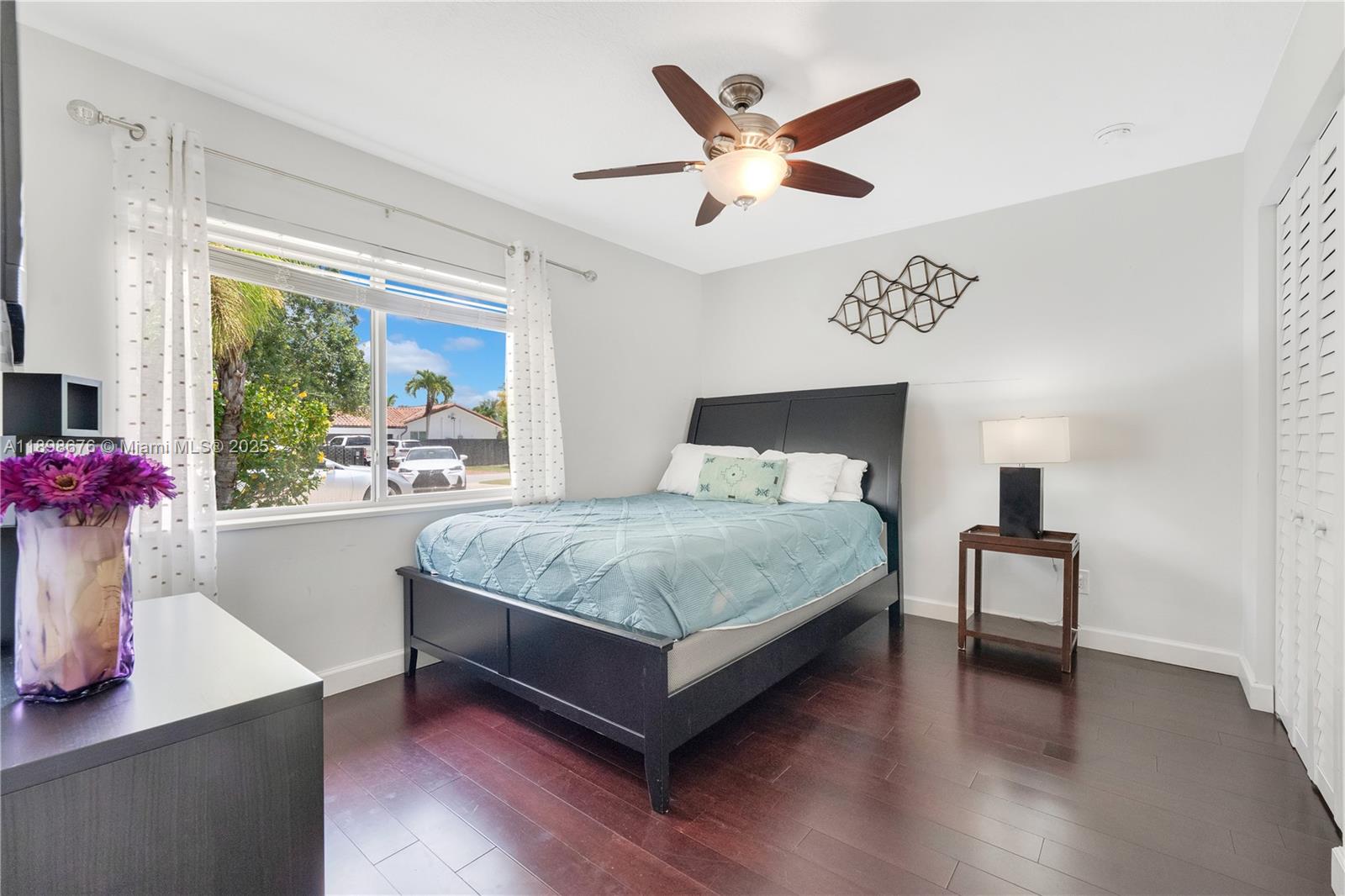 KINGS GROVE - Residential Lease