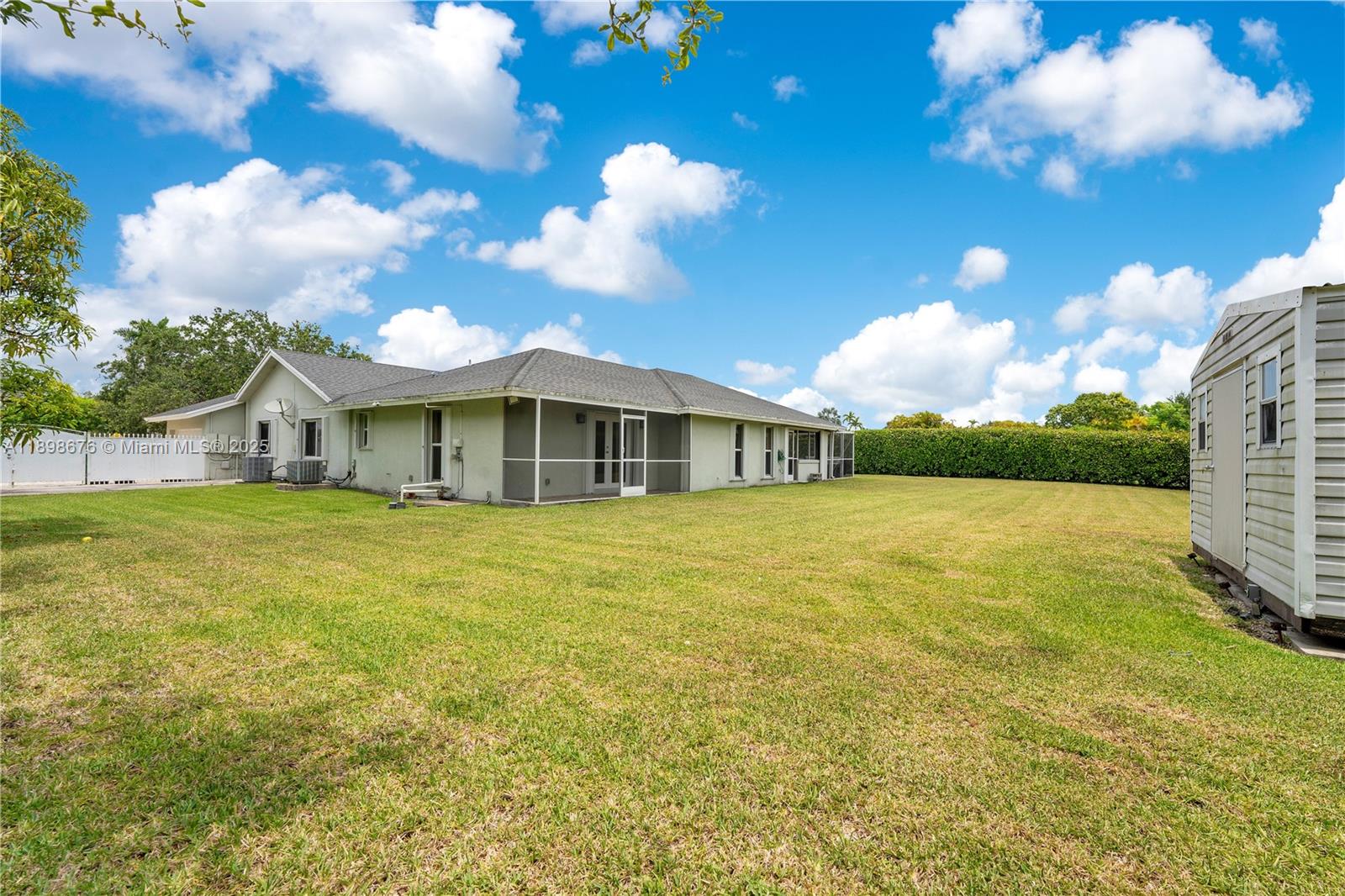 KINGS GROVE - Residential Lease