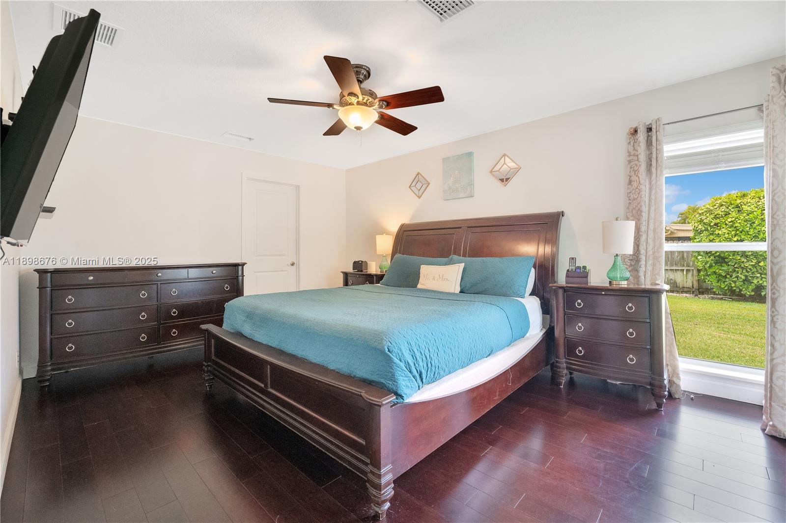 KINGS GROVE - Residential Lease