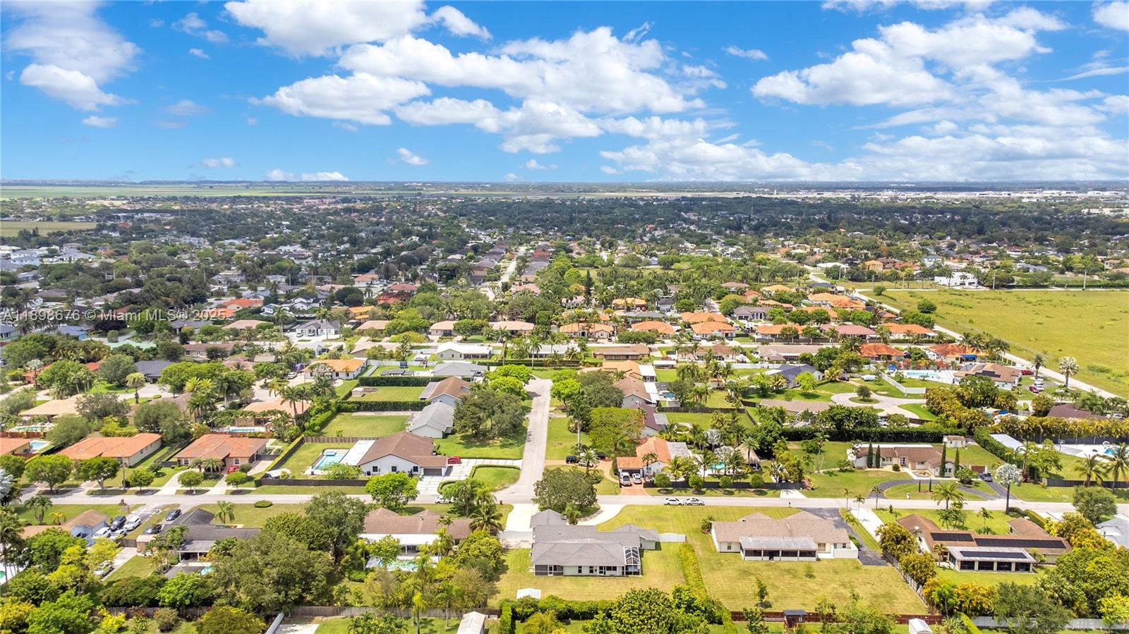 KINGS GROVE - Residential Lease