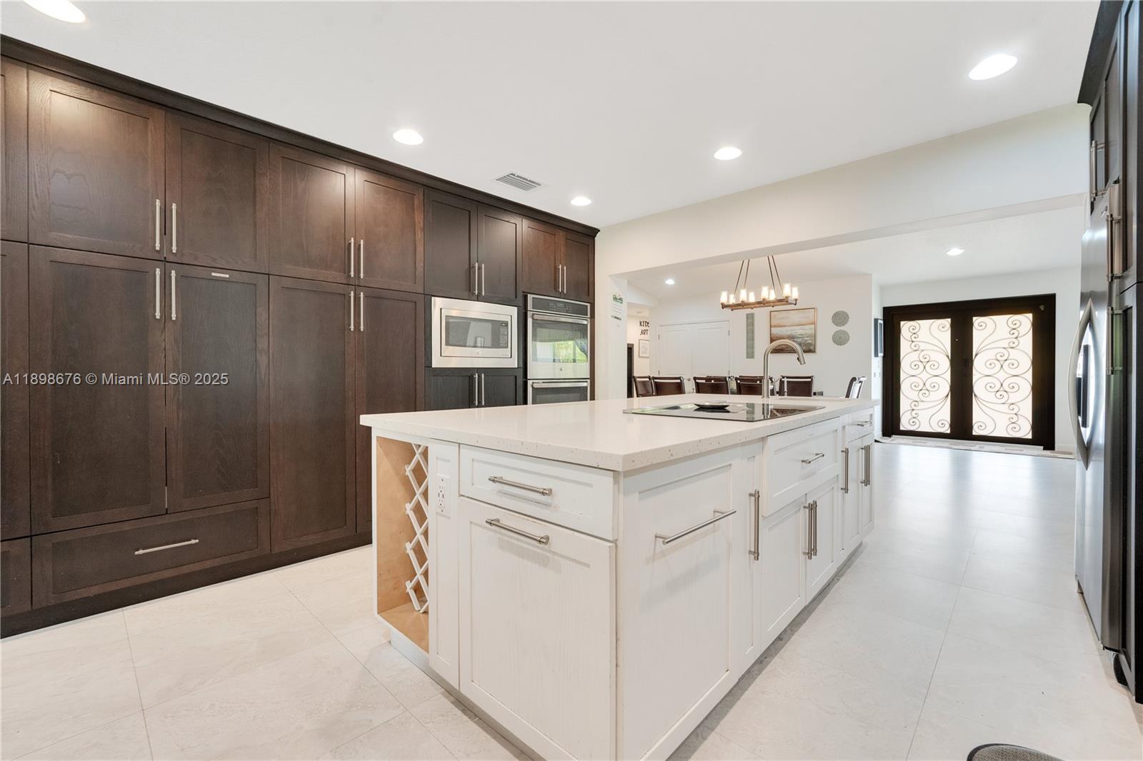 KINGS GROVE - Residential Lease