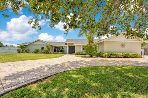 15300 SW 164th St Miami FL 33187