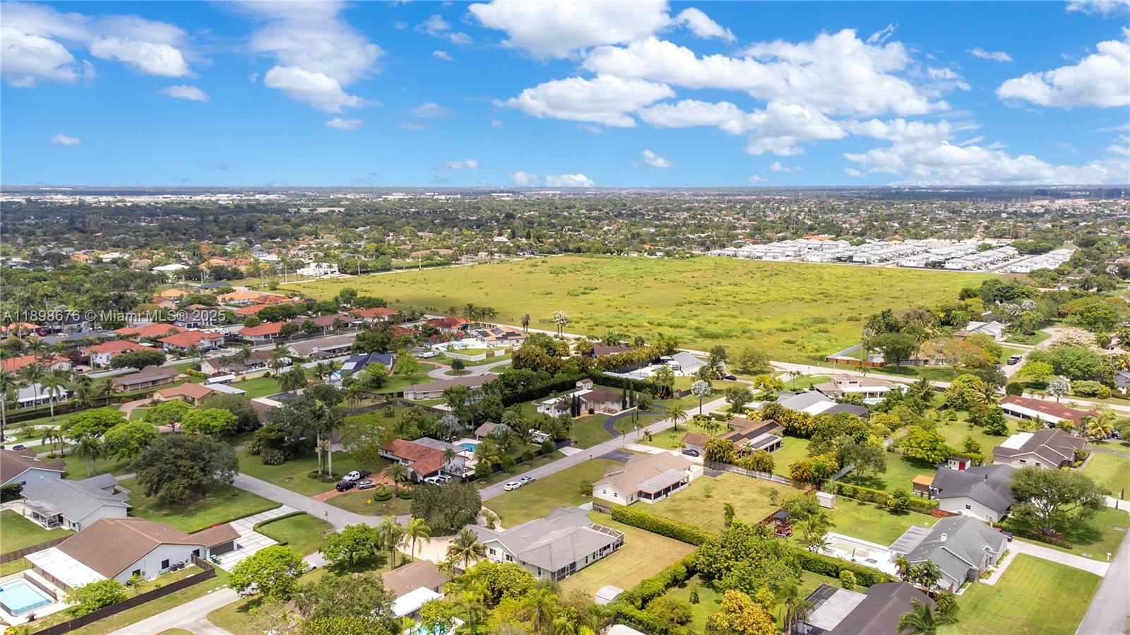 KINGS GROVE - Residential Lease