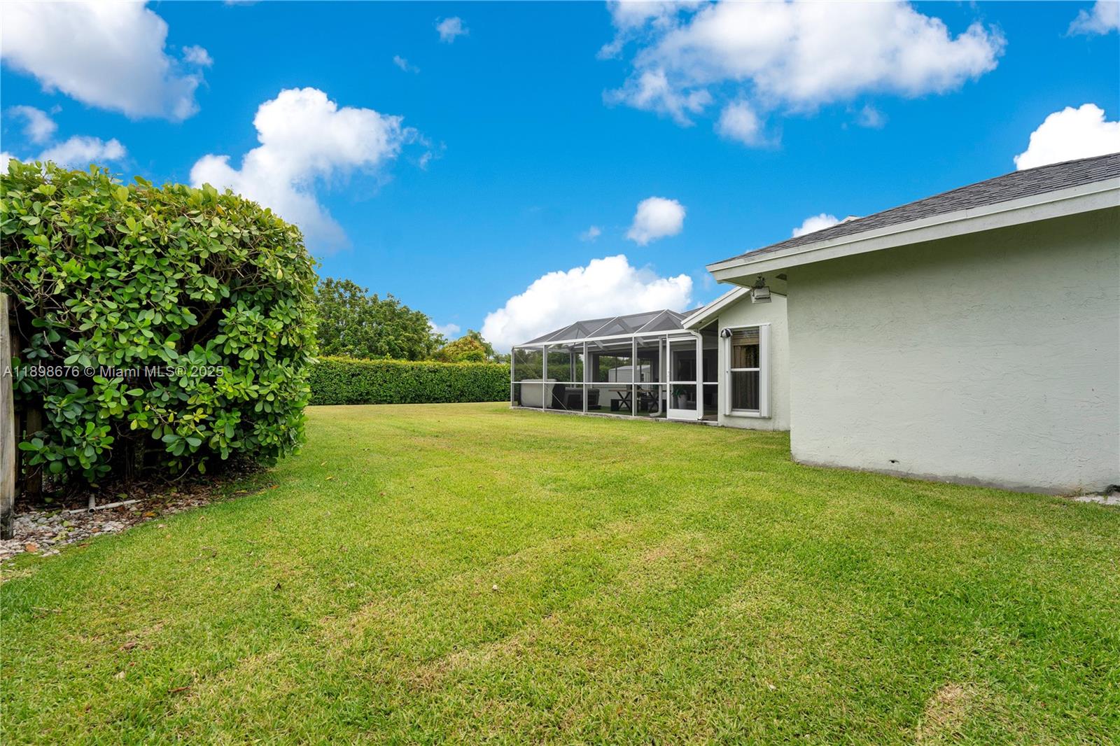 KINGS GROVE - Residential Lease