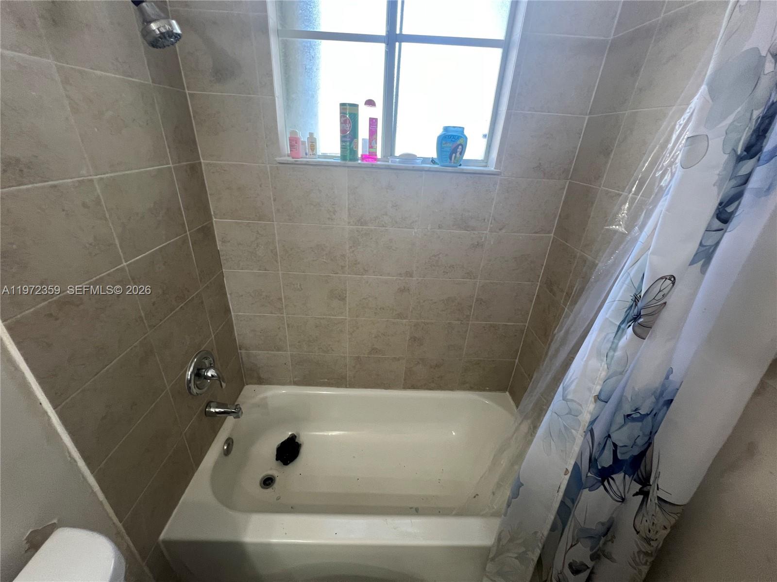 MOWRY VILLAS - Residential