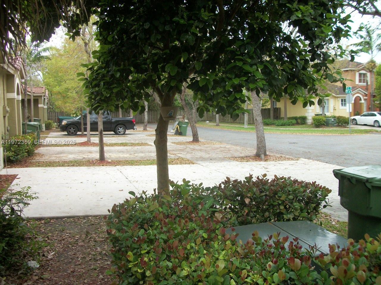 MOWRY VILLAS - Residential