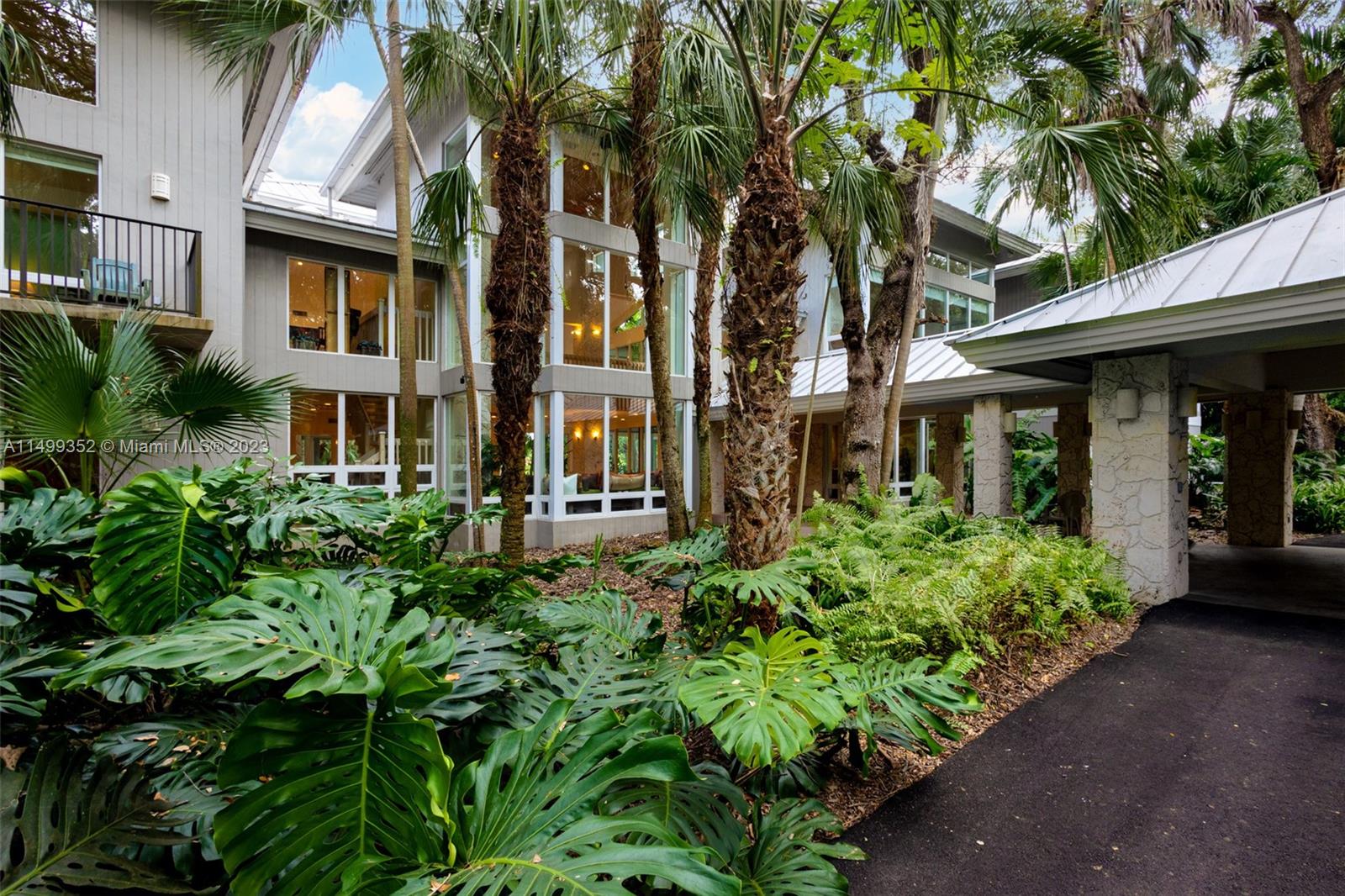 HAMMOCK LAKE NO 2 - Residential