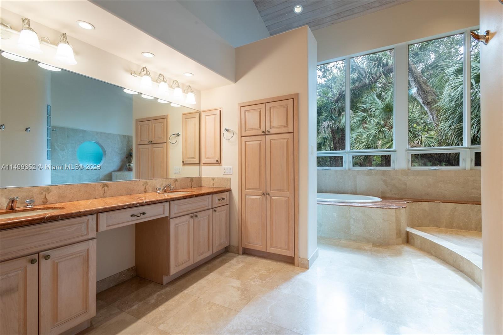 HAMMOCK LAKE NO 2 - Residential