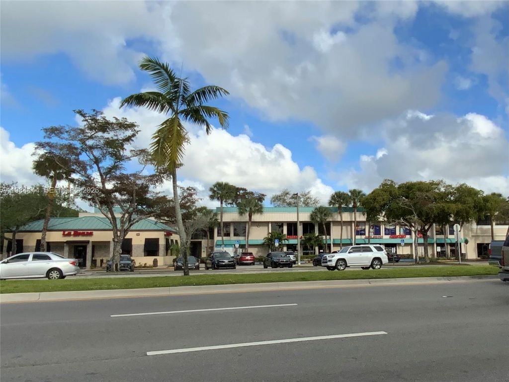 Photo of 270 S University Dr #284, 294, 310, 324, Plantation, FL 33324 (MLS # A11984444)