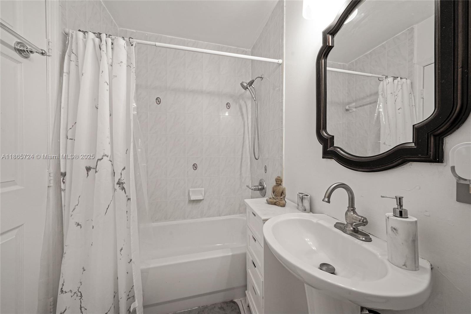 OAK PARK SEC 7 - Residential