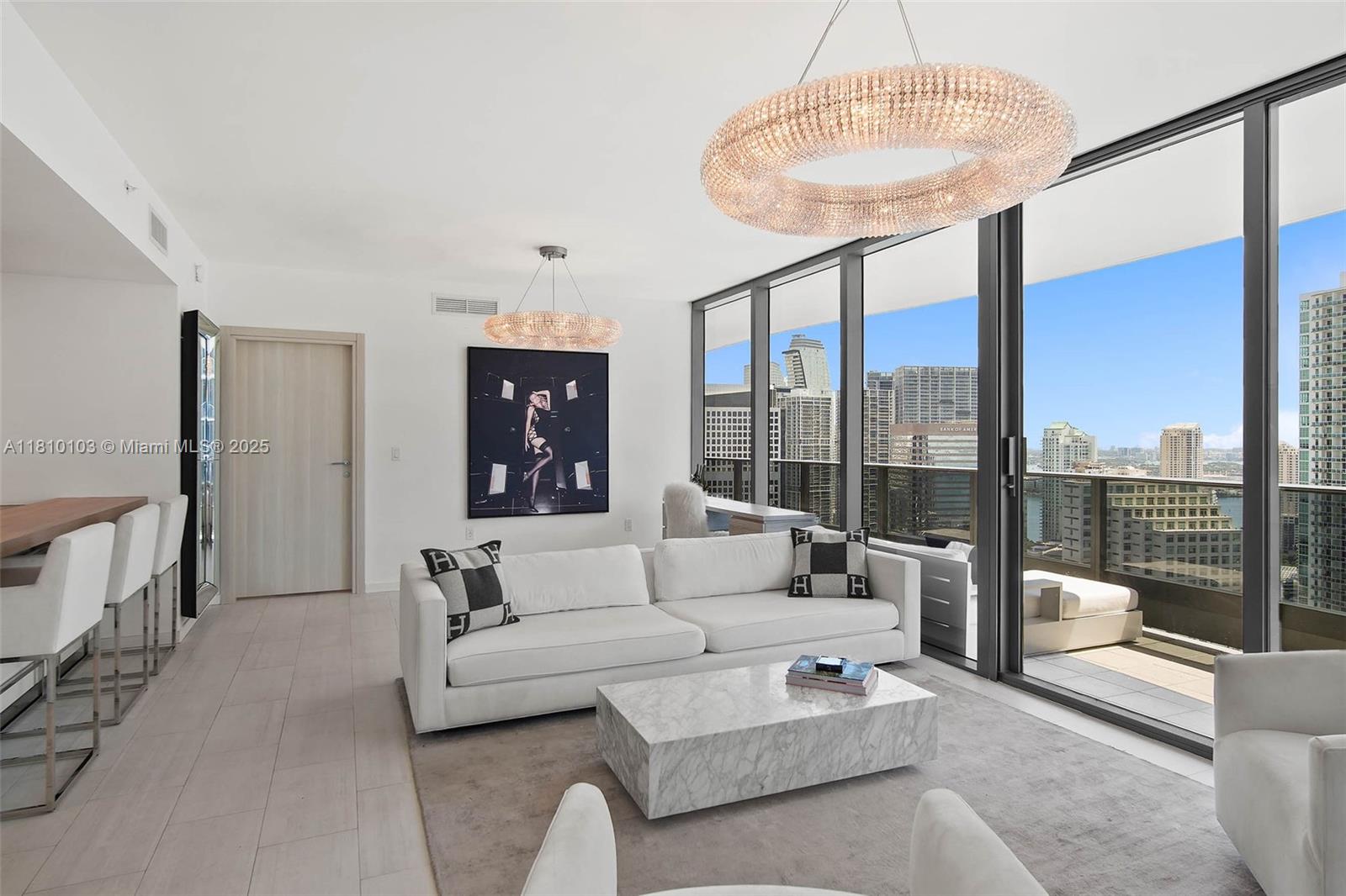 1000 Brickell Plz 4209, Miami, Broward County, Florida - 2 Bedrooms  
3 Bathrooms - 