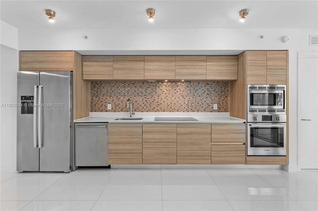 Photo of 6620 Indian Creek Dr #116, Miami Beach, FL 33141 (MLS # A11922034)