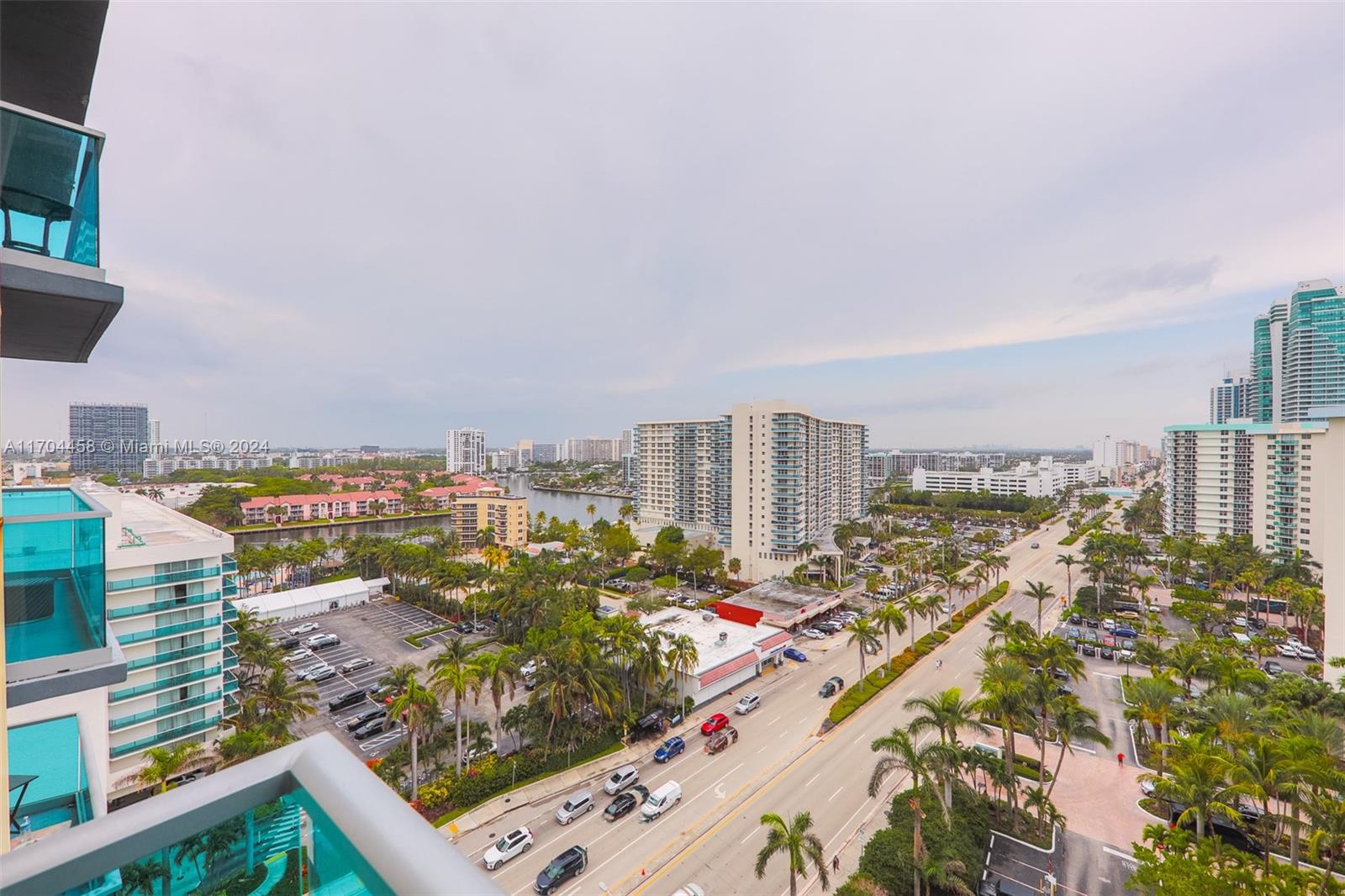 4001 S Ocean Dr 15H