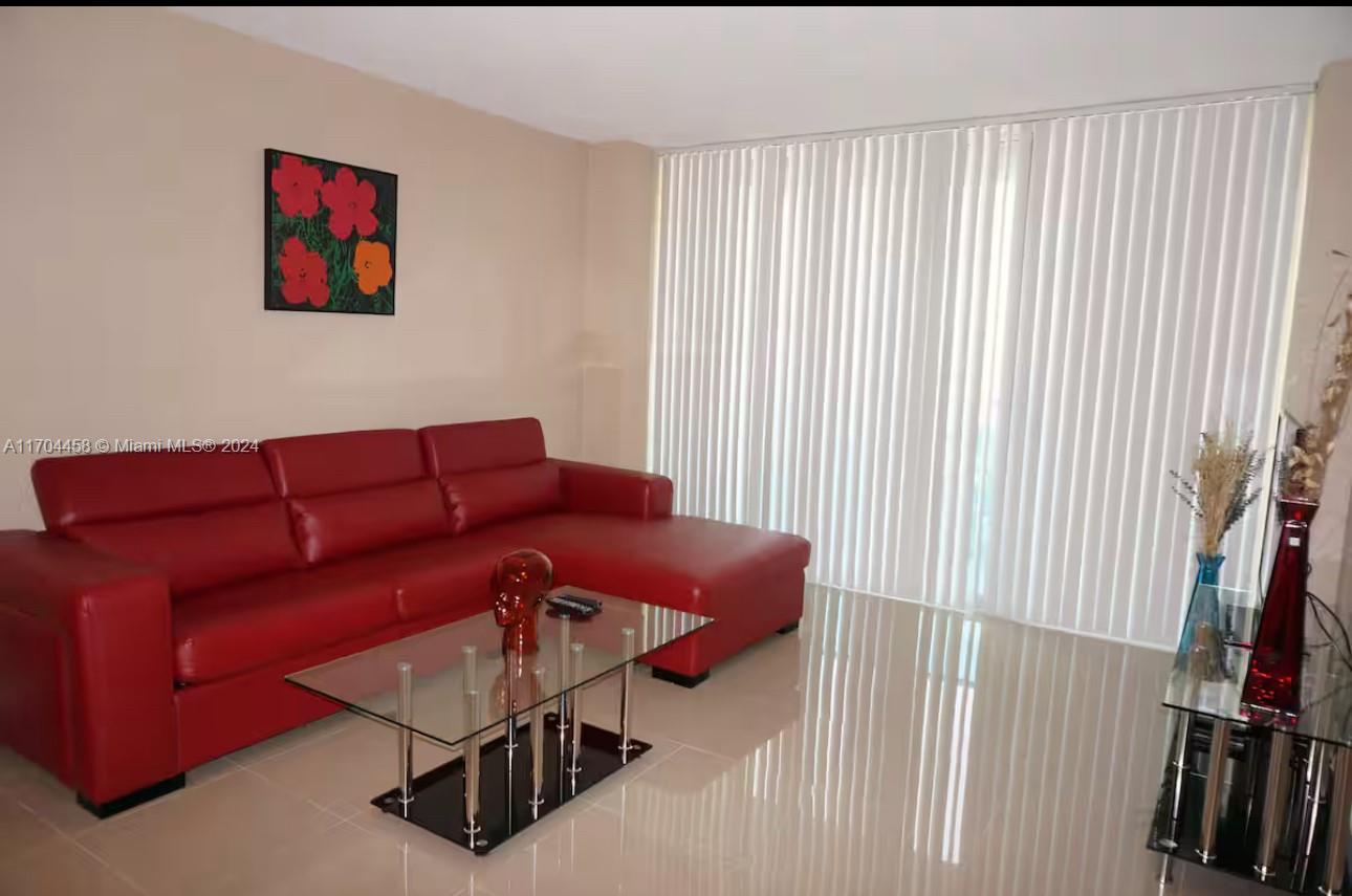 4001 S Ocean Dr 15H