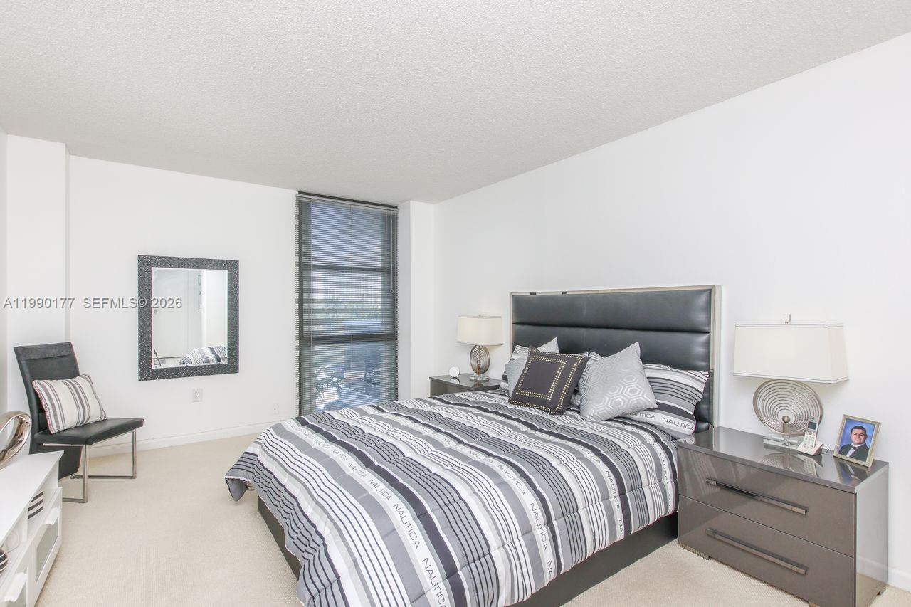 AVENTURA ELDORADO CONDO - Residential