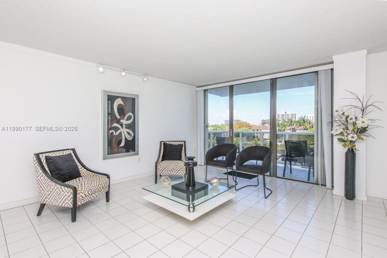 AVENTURA ELDORADO CONDO - Residential