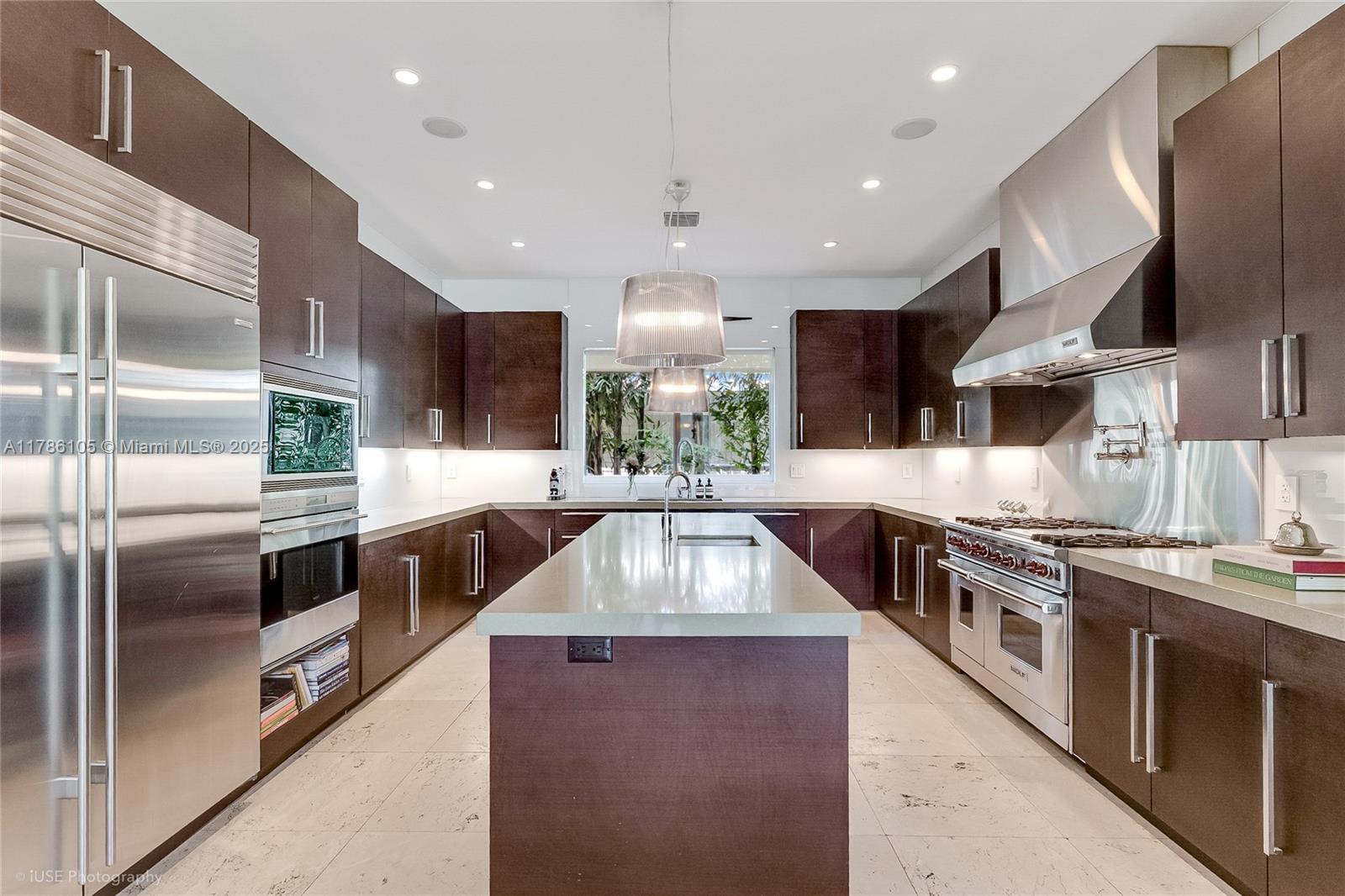 CANAL ESTATES - Residential