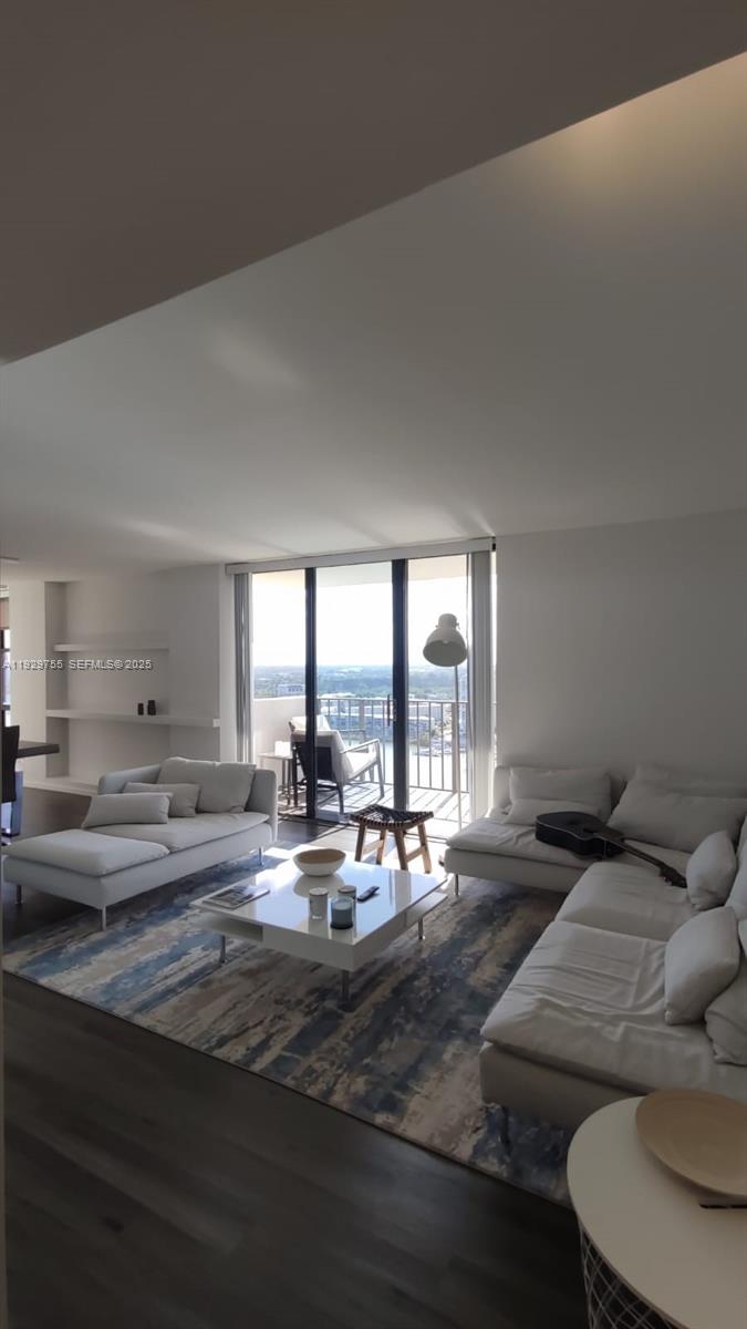 TOWER AT BISCAYNE COVE CO - Residential Lease