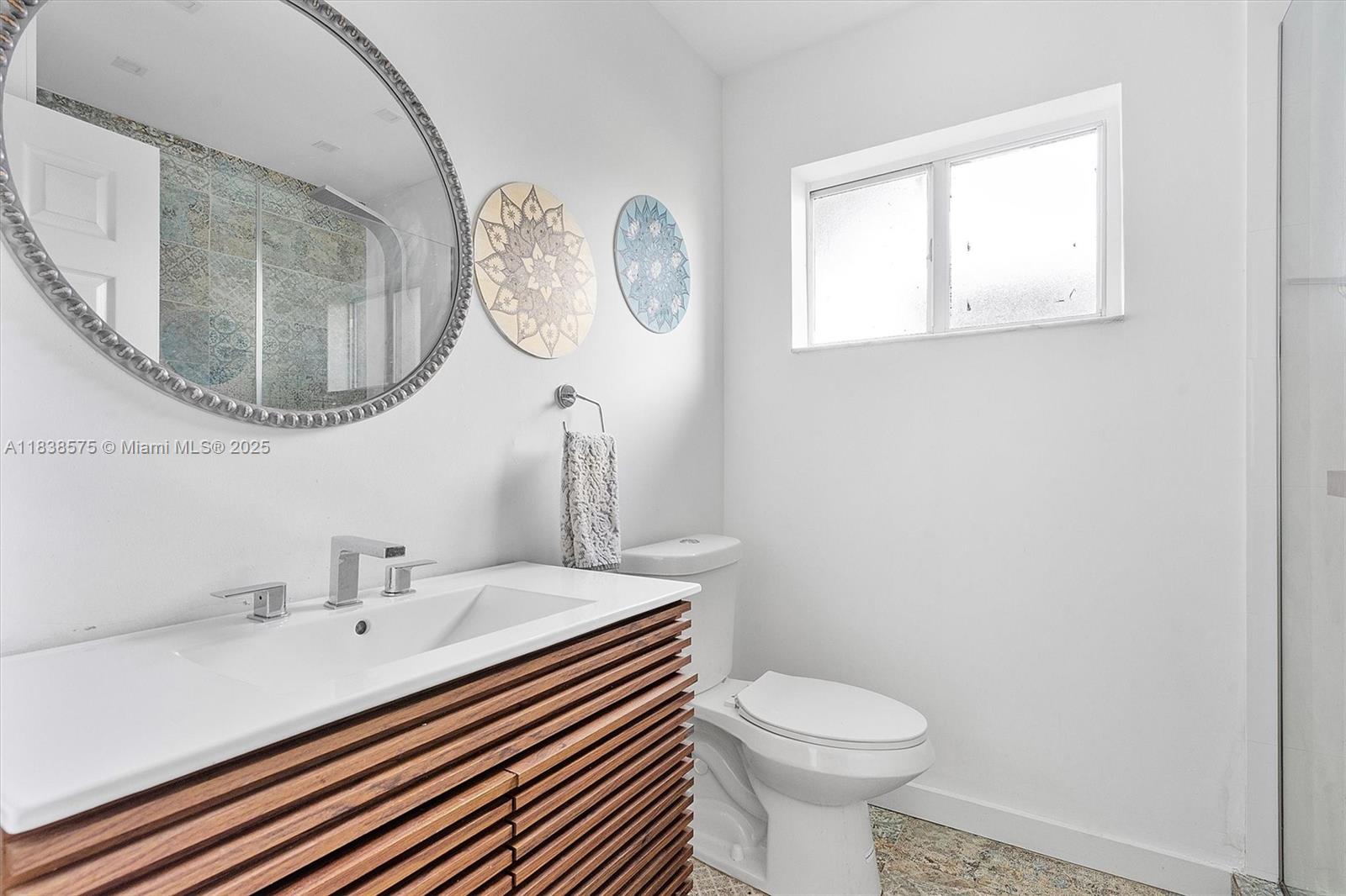 BELLEVUE BISCAYNE - Residential Lease