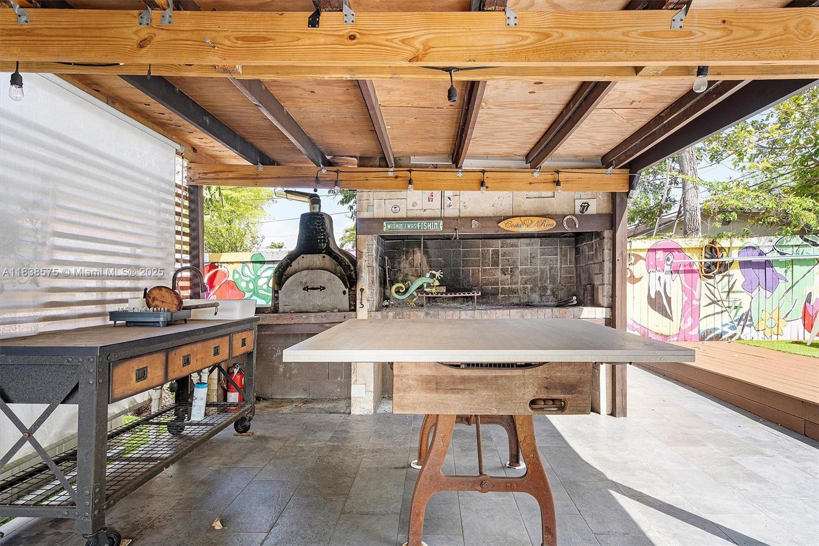 BELLEVUE BISCAYNE - Residential Lease