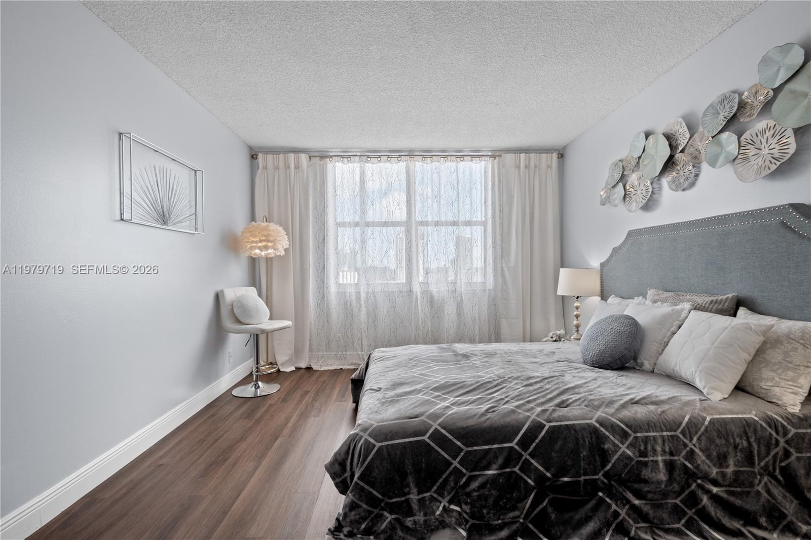 GOLDEN HORN SOUTH CONDO - Residential