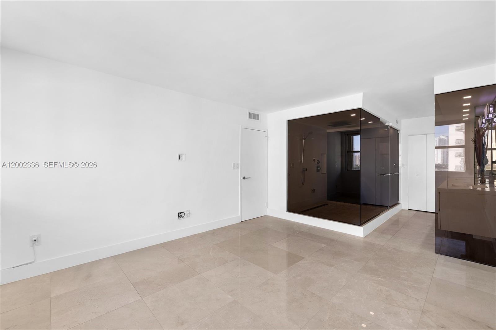 BAYSHORE PLACE CONDO - Residential