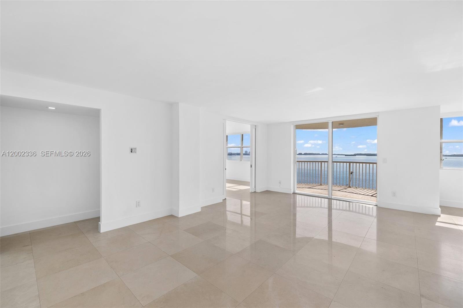 BAYSHORE PLACE CONDO - Residential