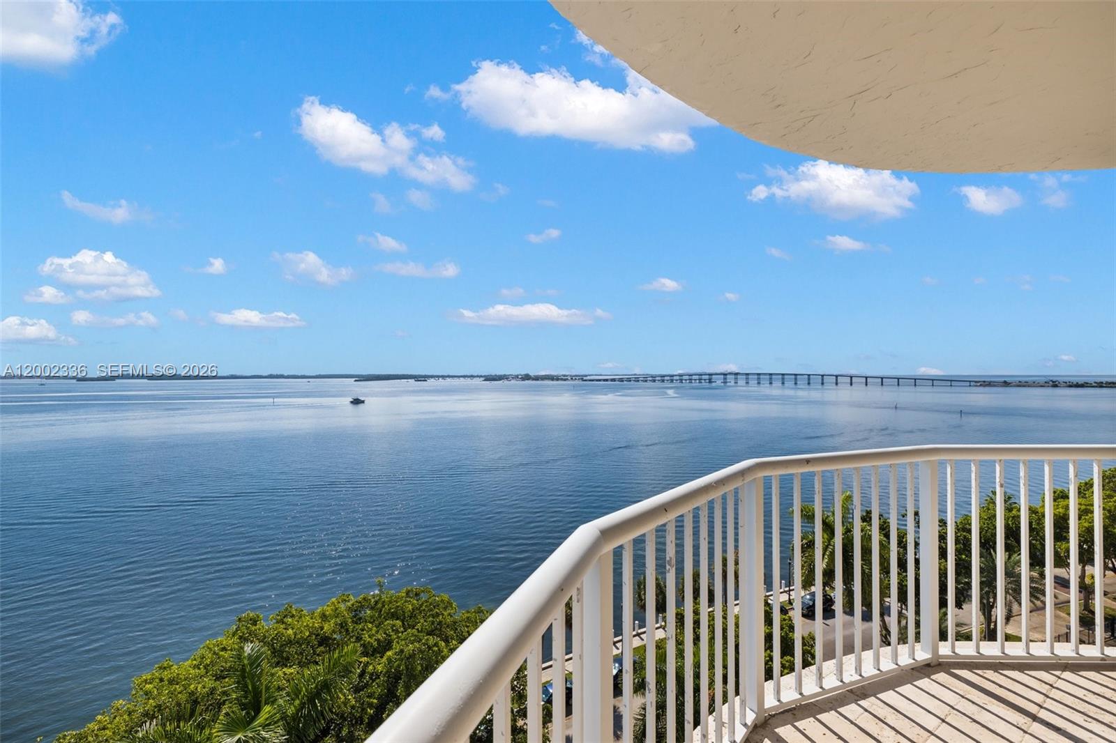 BAYSHORE PLACE CONDO - Residential