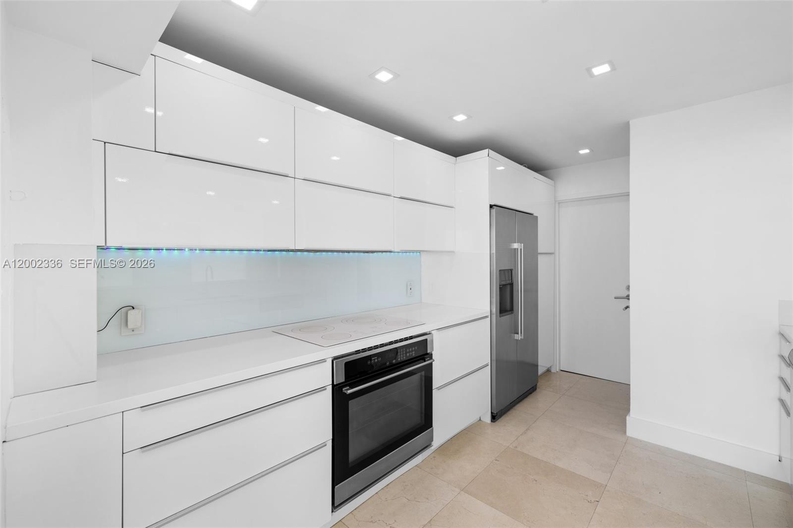 BAYSHORE PLACE CONDO - Residential