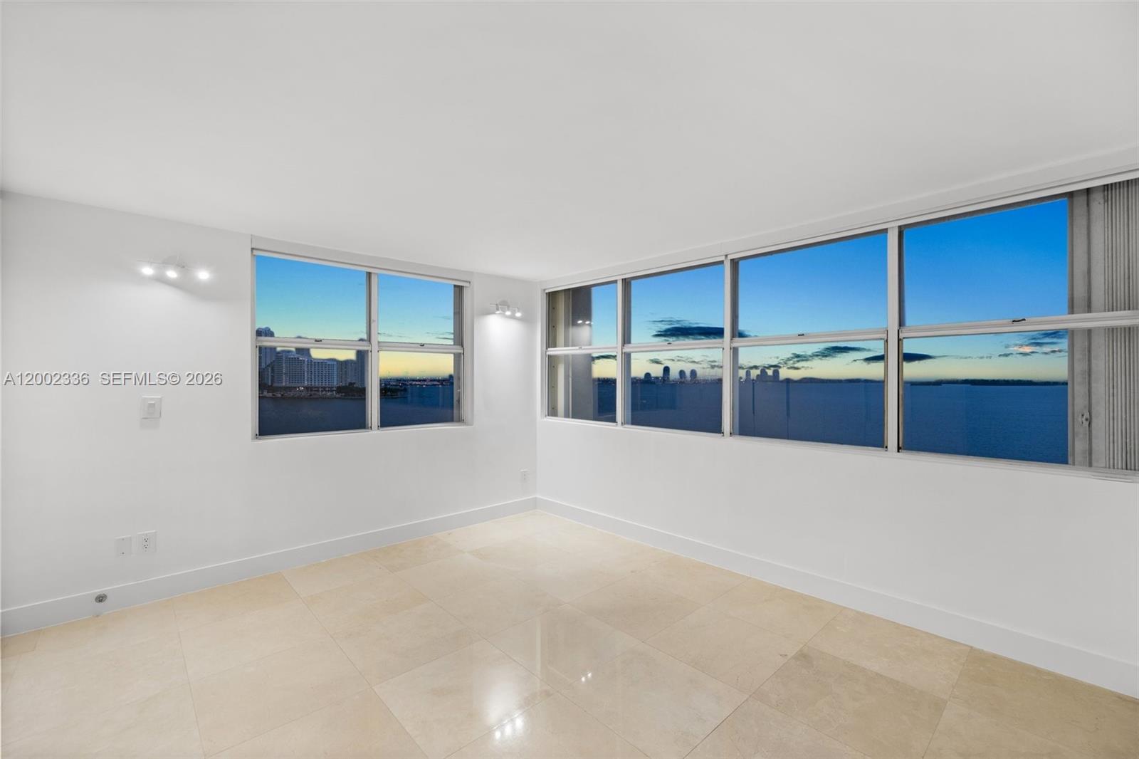 BAYSHORE PLACE CONDO - Residential