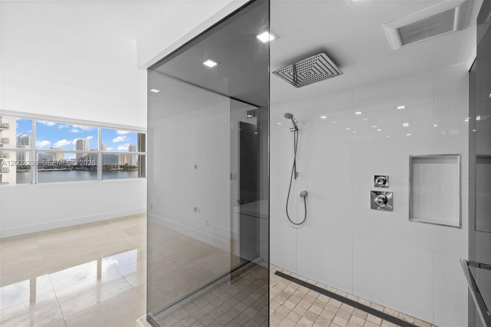 BAYSHORE PLACE CONDO - Residential