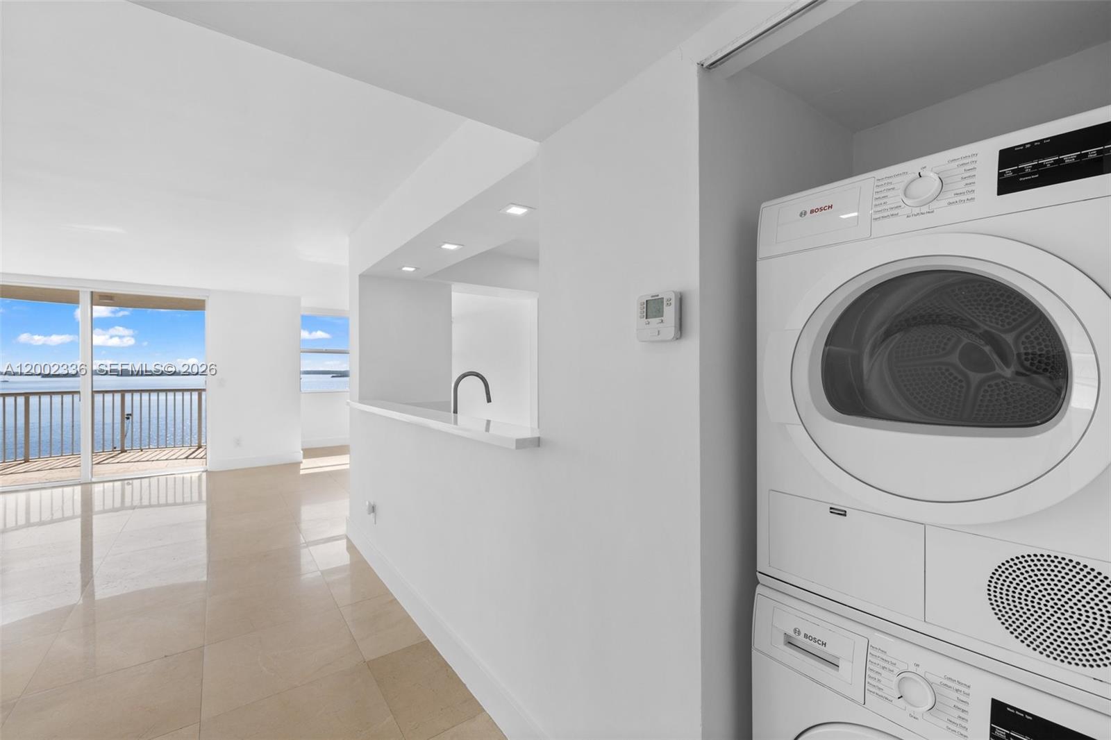 BAYSHORE PLACE CONDO - Residential