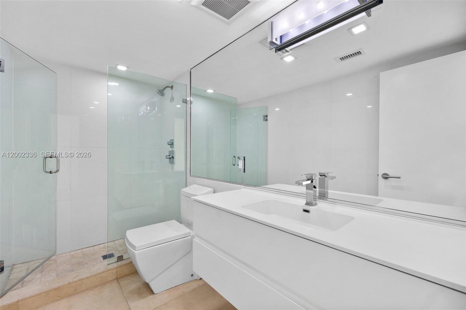 BAYSHORE PLACE CONDO - Residential