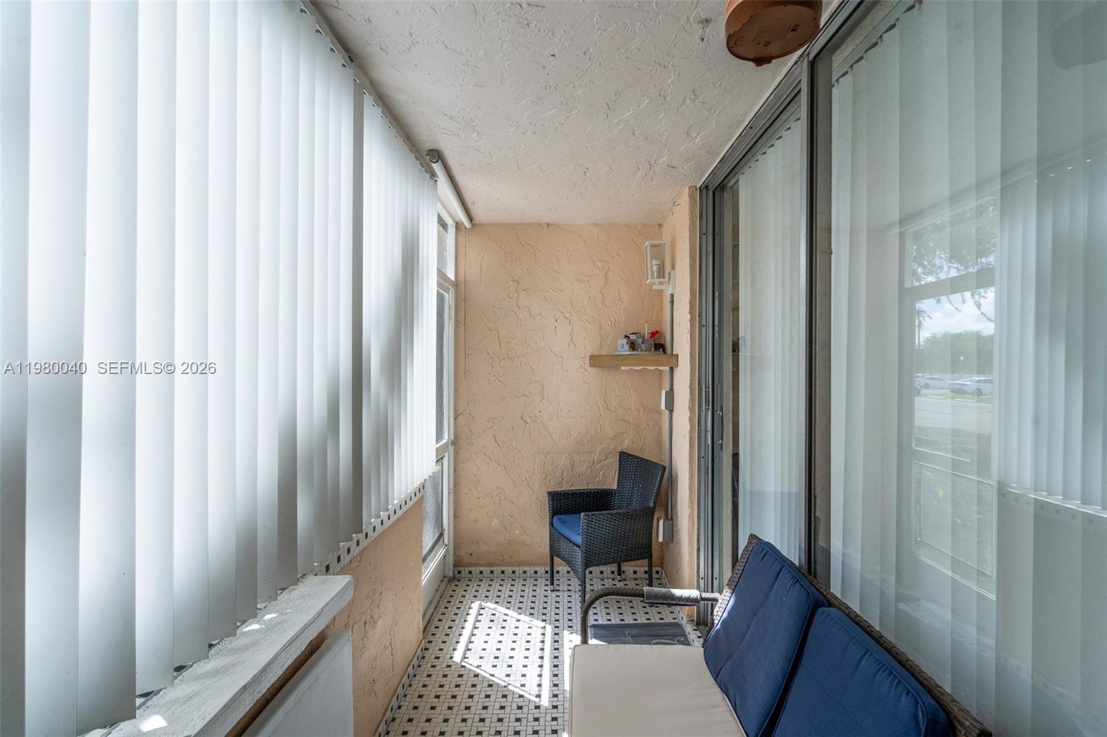 SUMMIT CHASE CONDO - Residential