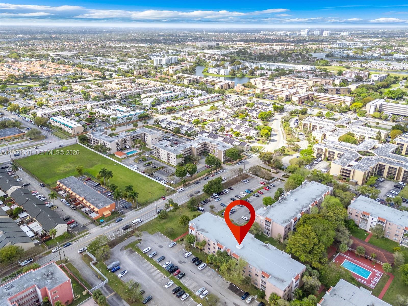 SUMMIT CHASE CONDO - Residential