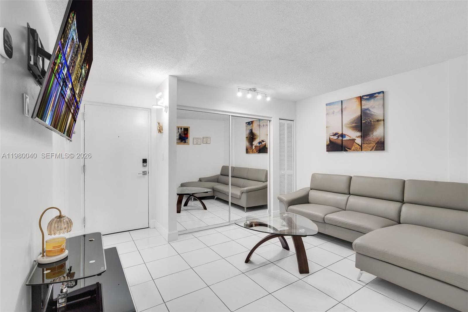 SUMMIT CHASE CONDO - Residential