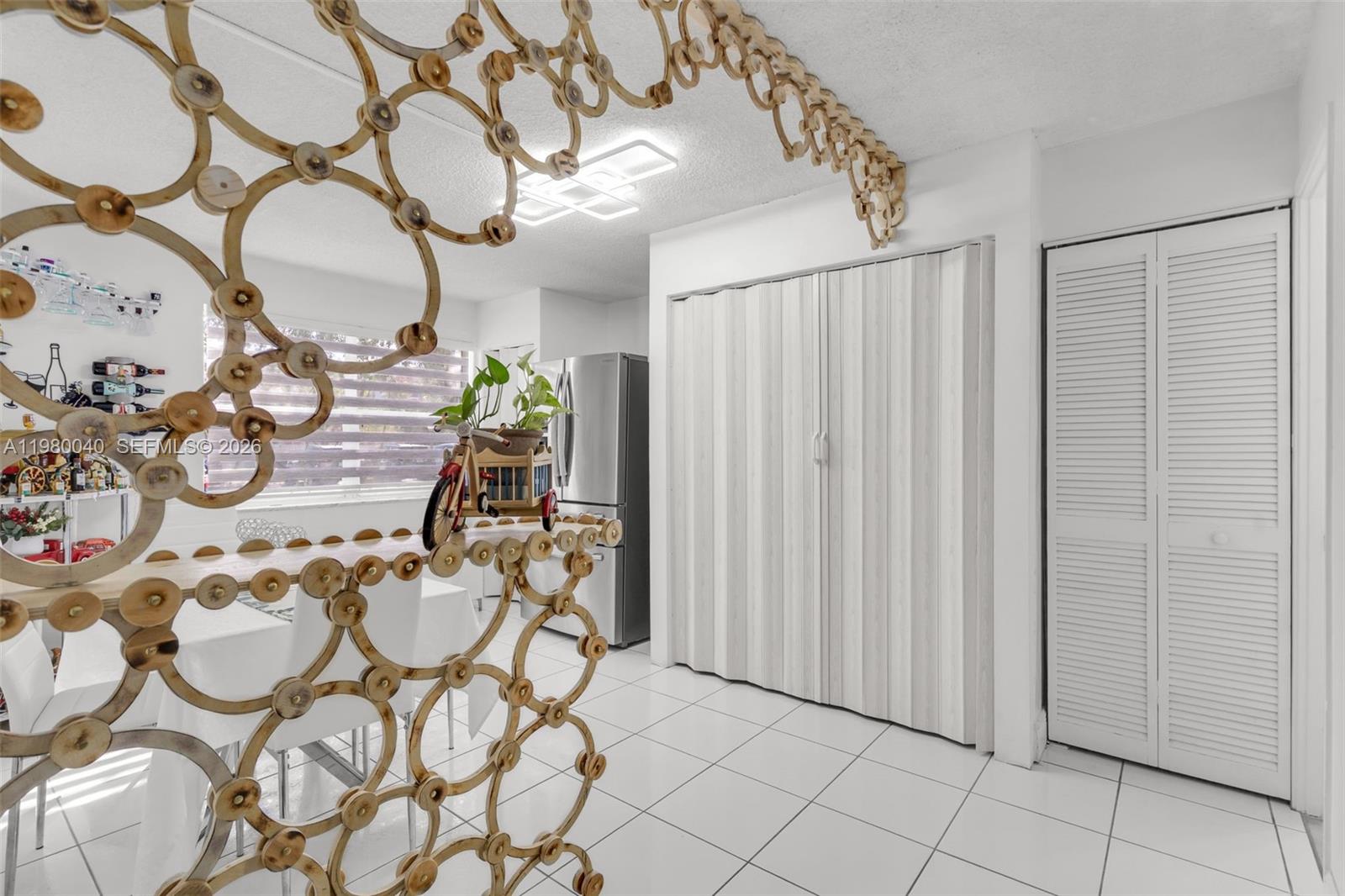 SUMMIT CHASE CONDO - Residential