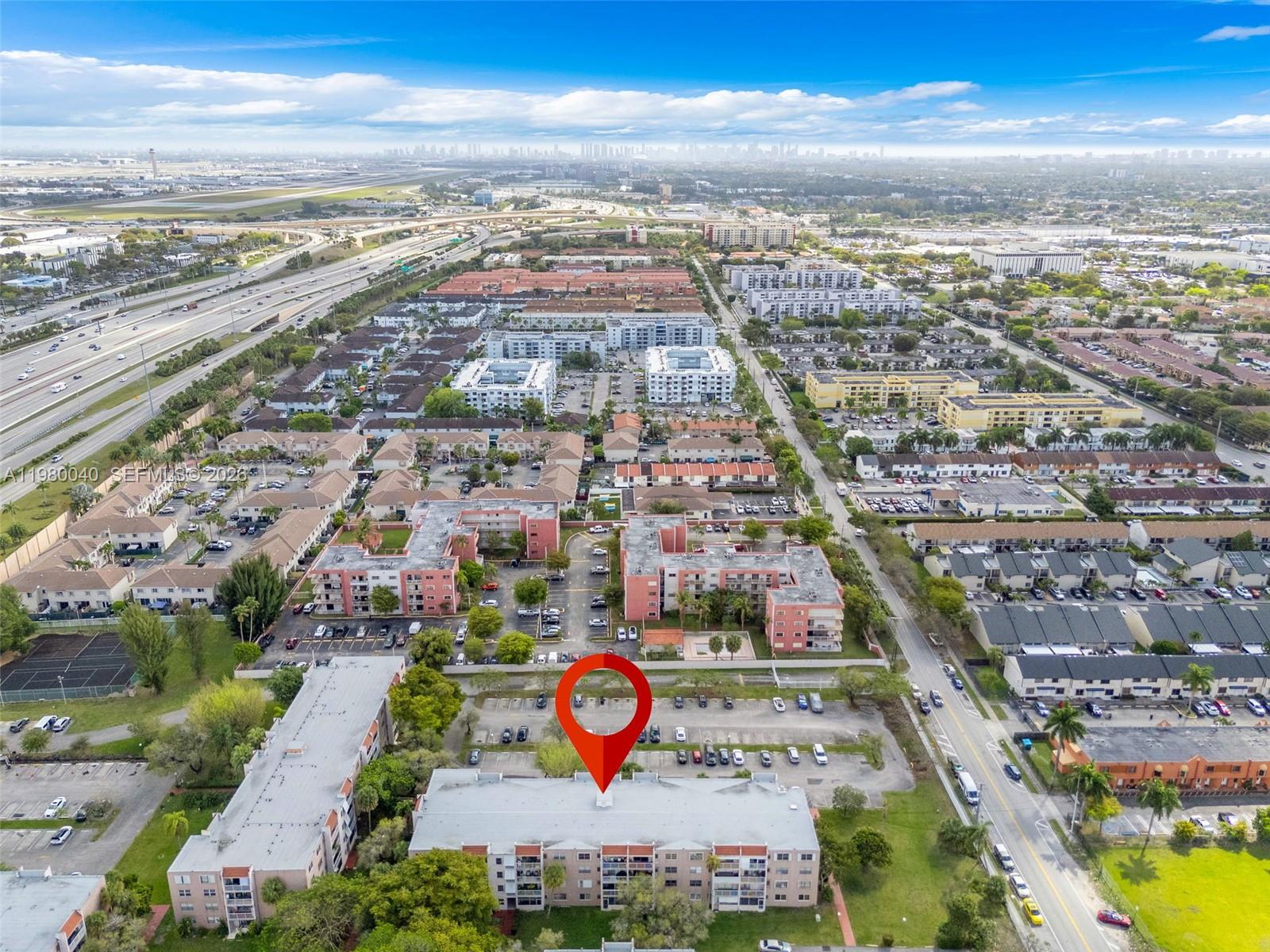 SUMMIT CHASE CONDO - Residential