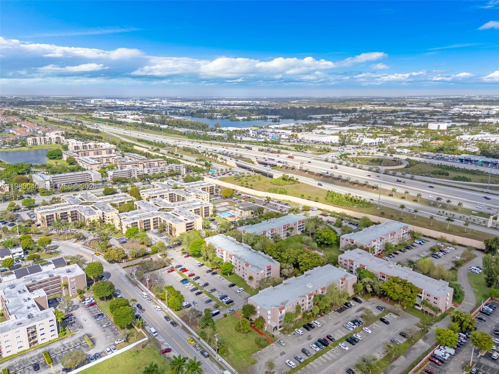 SUMMIT CHASE CONDO - Residential