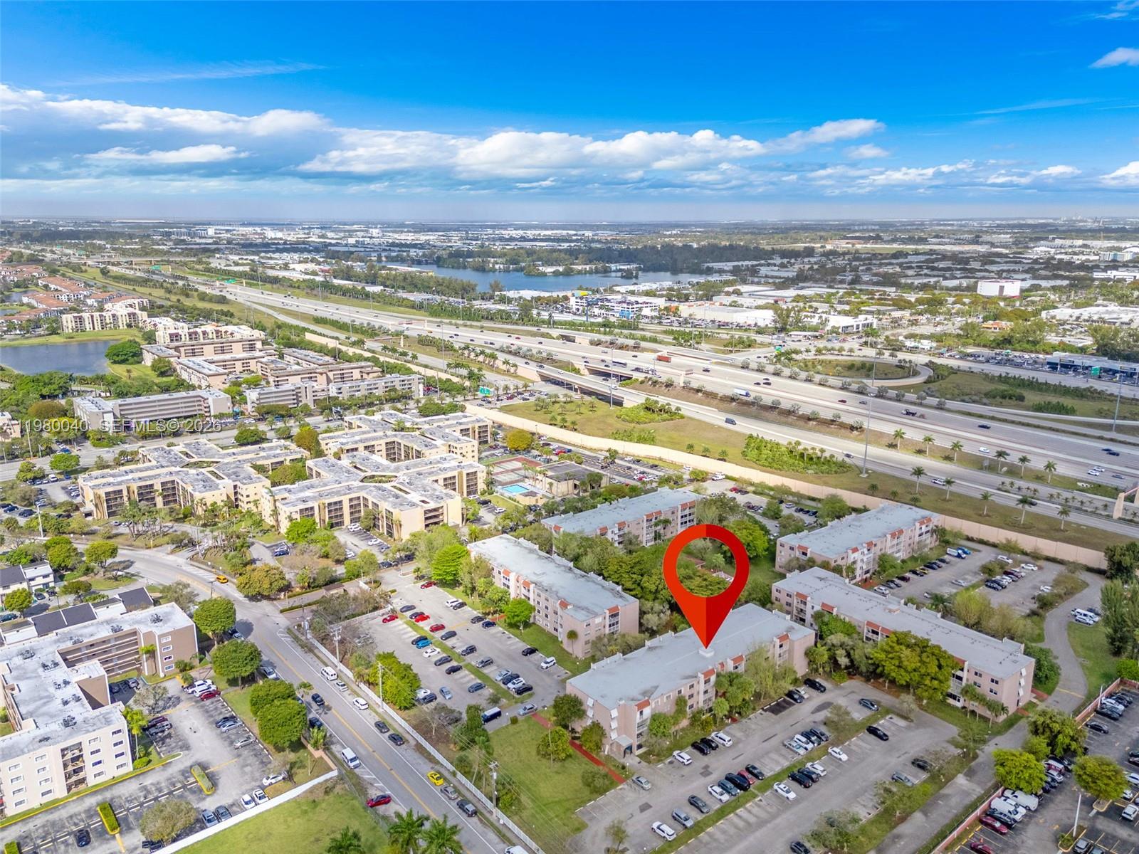 SUMMIT CHASE CONDO - Residential