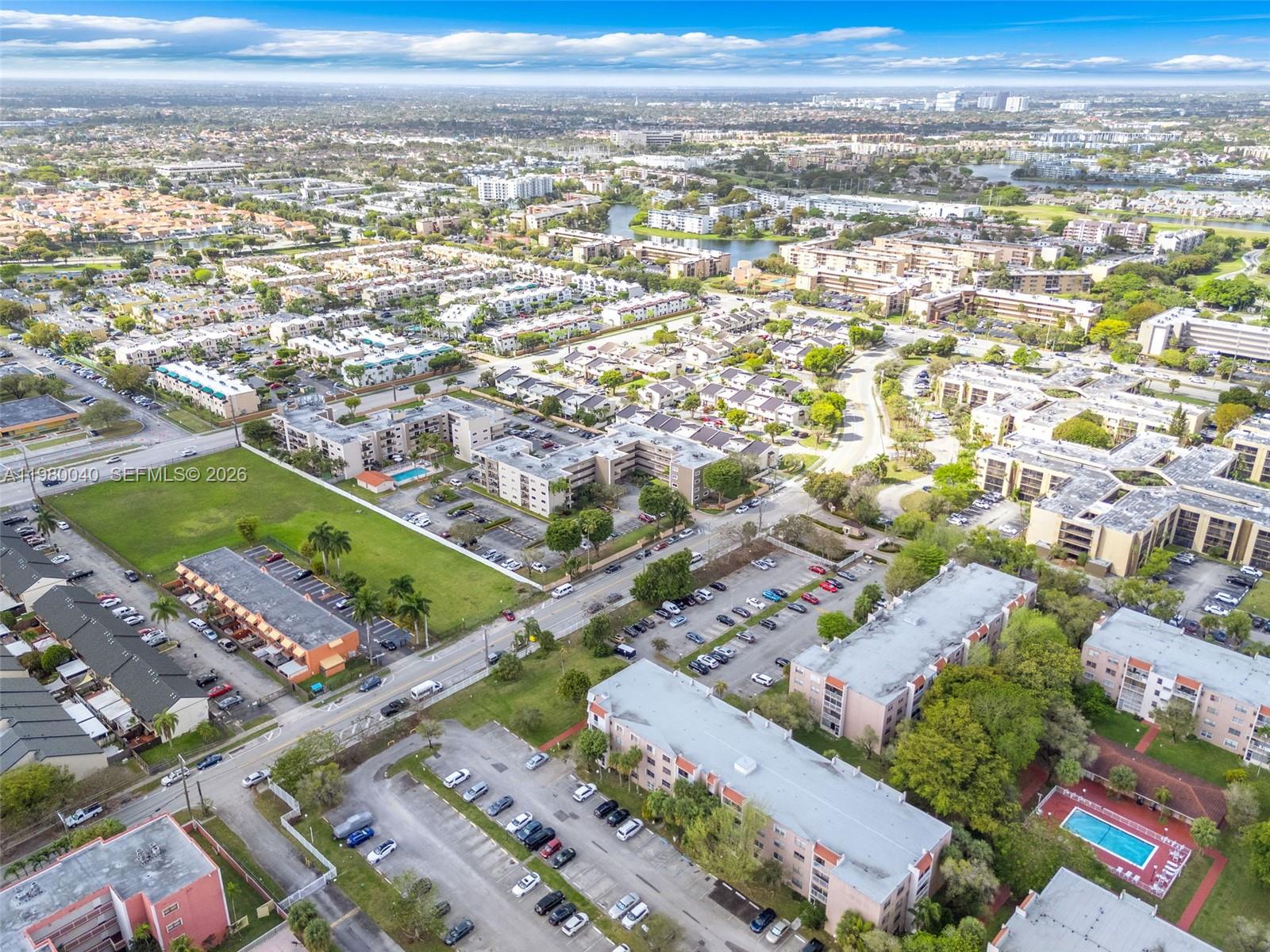 SUMMIT CHASE CONDO - Residential