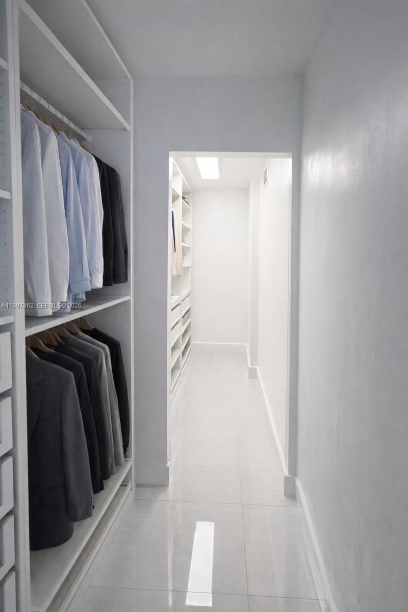 PLANTATION ROYAL SECTION - Residential Lease