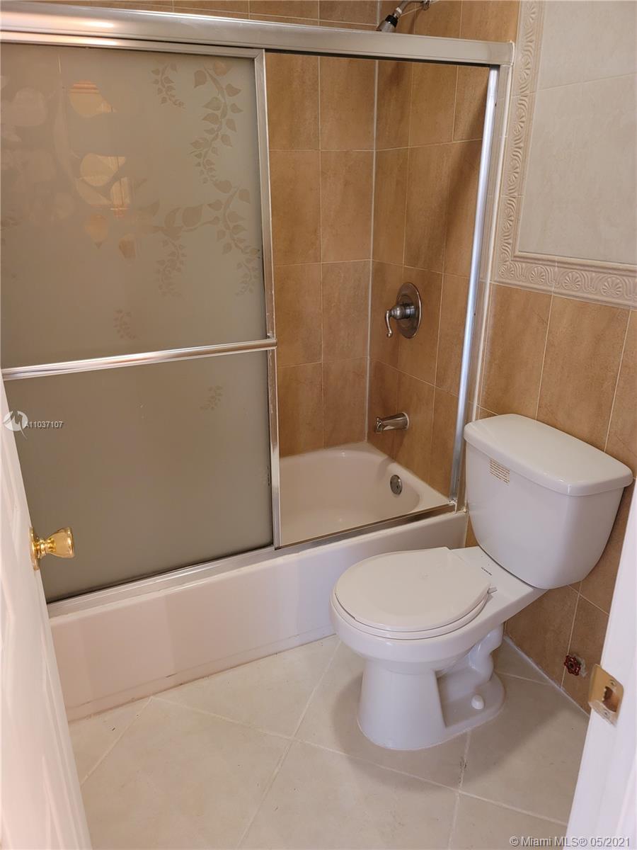 MIAMI PARADISE CONDO - Residential Lease