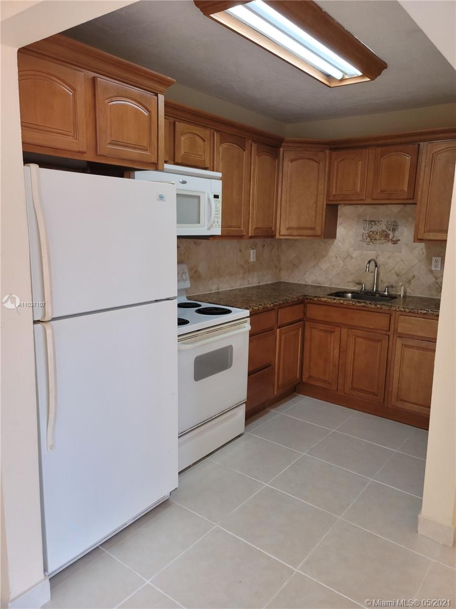 MIAMI PARADISE CONDO - Residential Lease