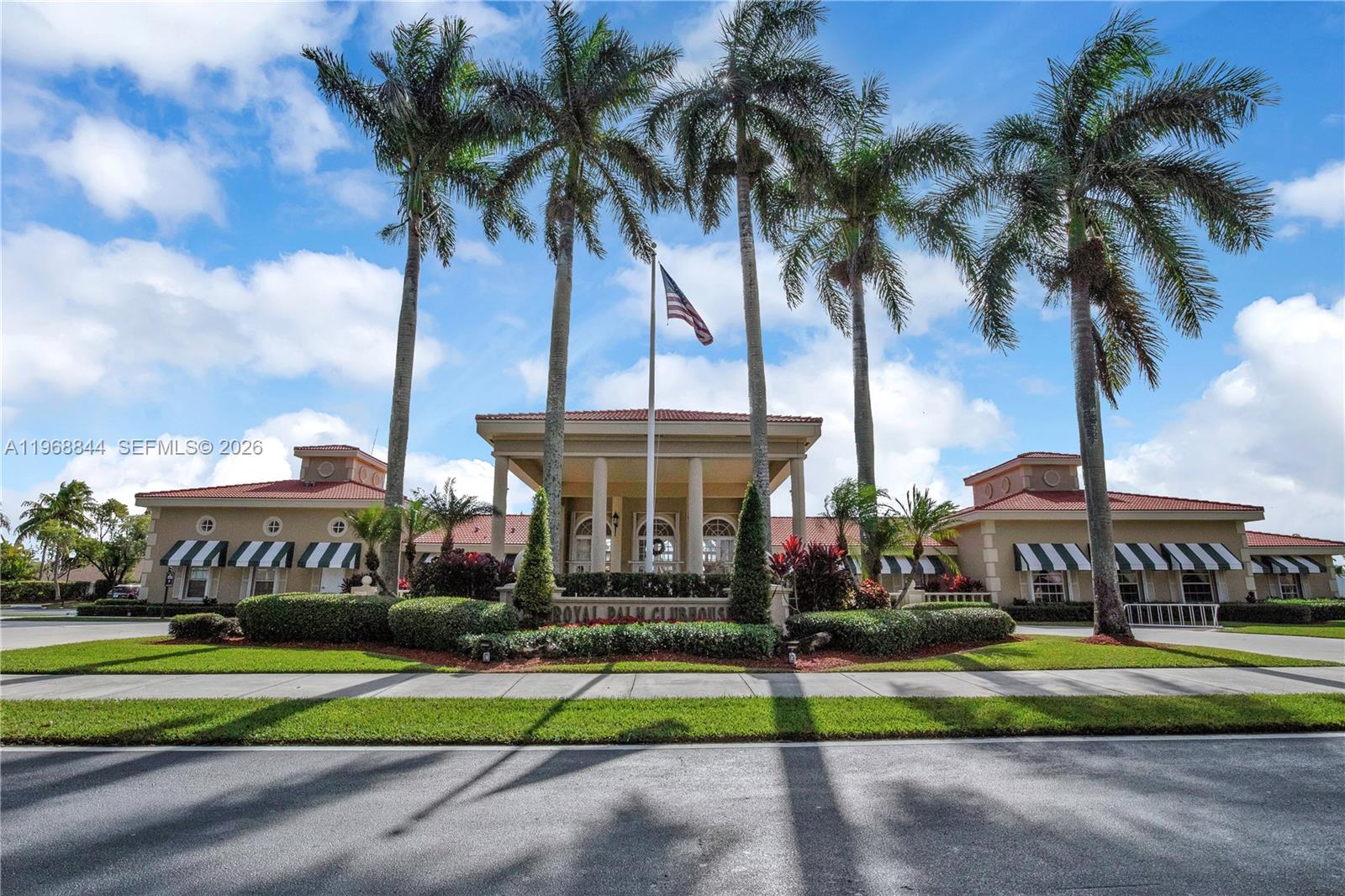 TOWNGATE CONDO SEVEN - Residential