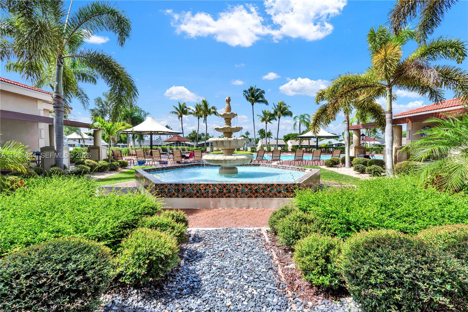 TOWNGATE CONDO SEVEN - Residential