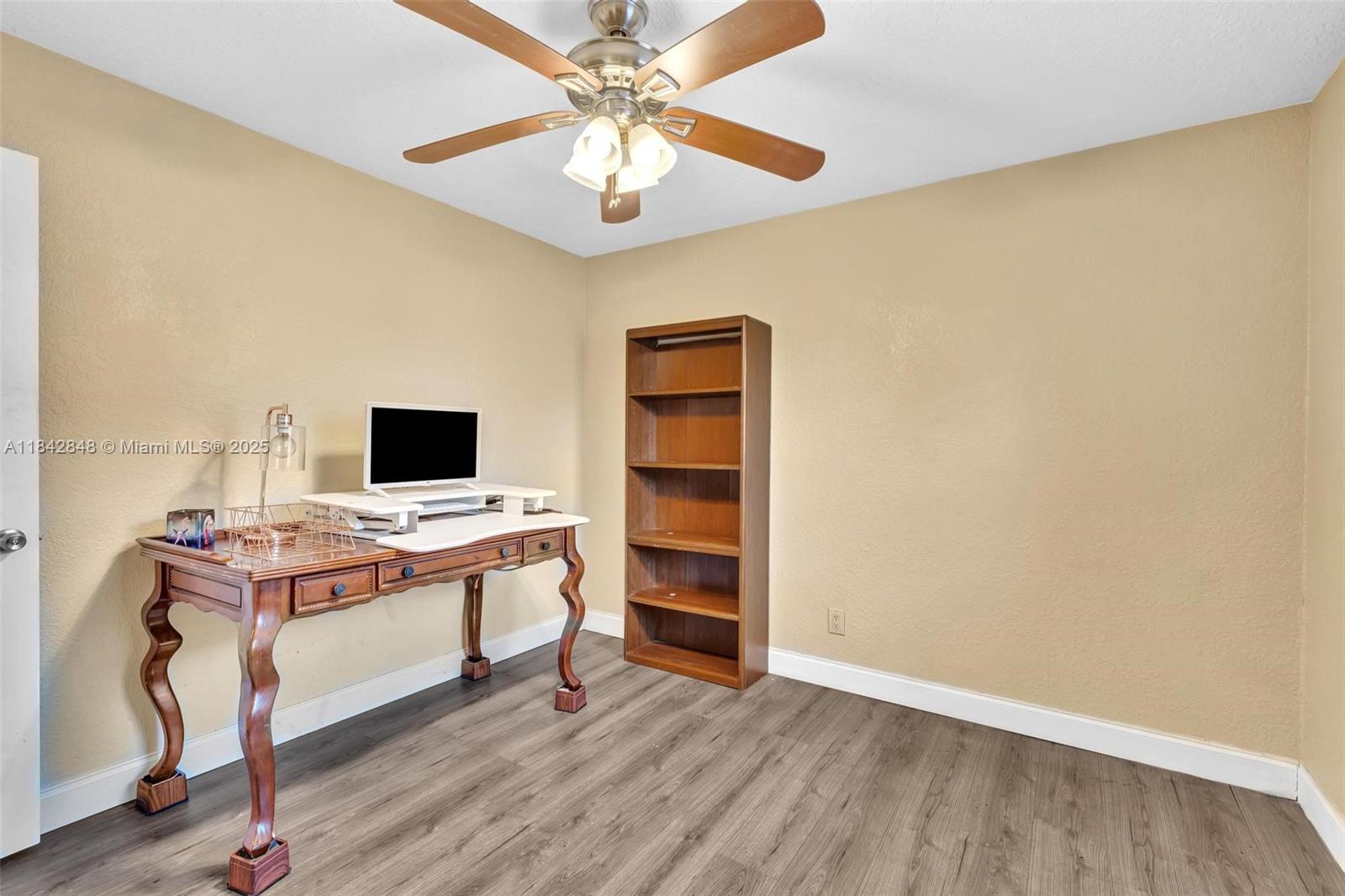 CRESTWOOD UNIT 1 PL 1 - Residential
