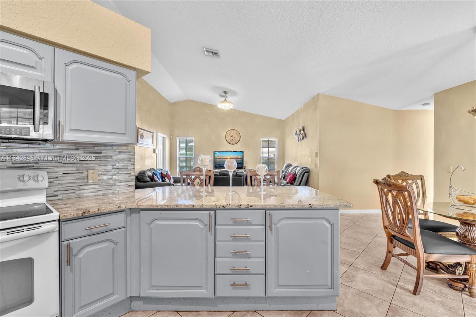 CRESTWOOD UNIT 1 PL 1 - Residential
